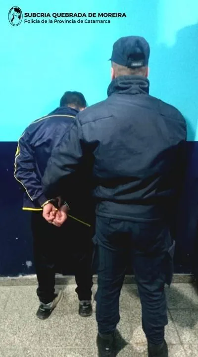 Una mujer de 37 años se hizo pasar por nena de 12: logró que una familia la adoptara