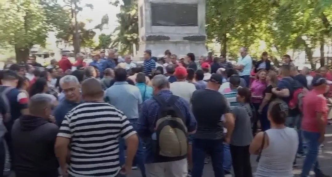 Una mujer puso a su beba de un mes en el horno prendido “por accidente” y murió carbonizada