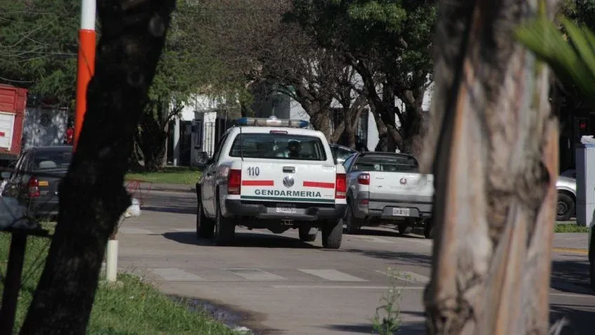 Una nena de 12 años se cortó los brazos y se fugó de su casa por un reto viral que le pasaron por WhatsApp