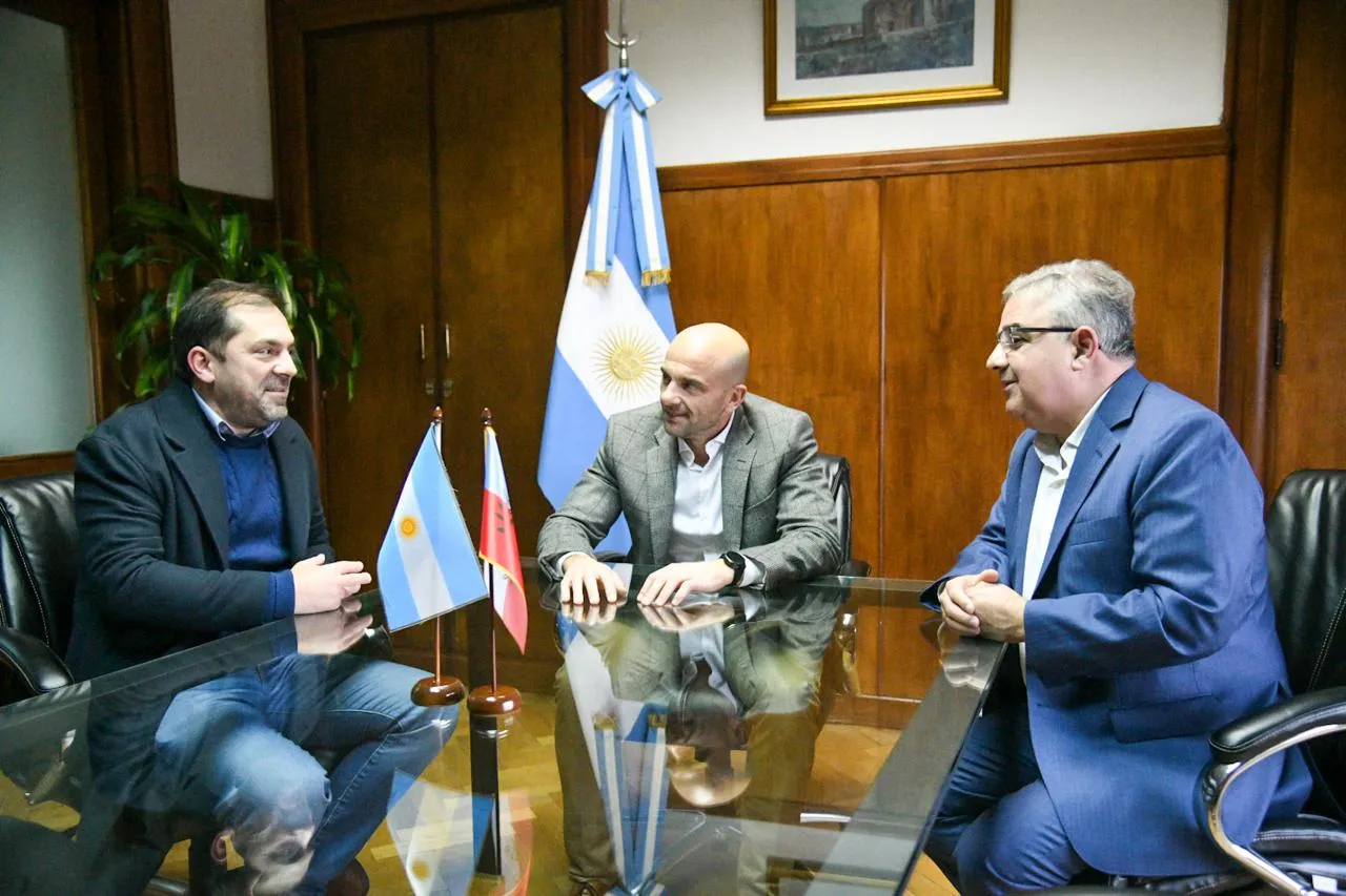 Una persona fue aprehendida en el Norte de la Capital: No quiso pagar el remis