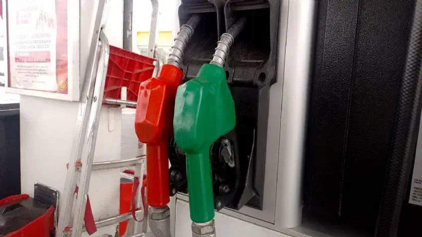 Una provincia ya adelantó la suba de la nafta