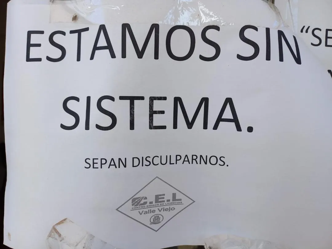 Video: brutal pelea a la salida de un bar
