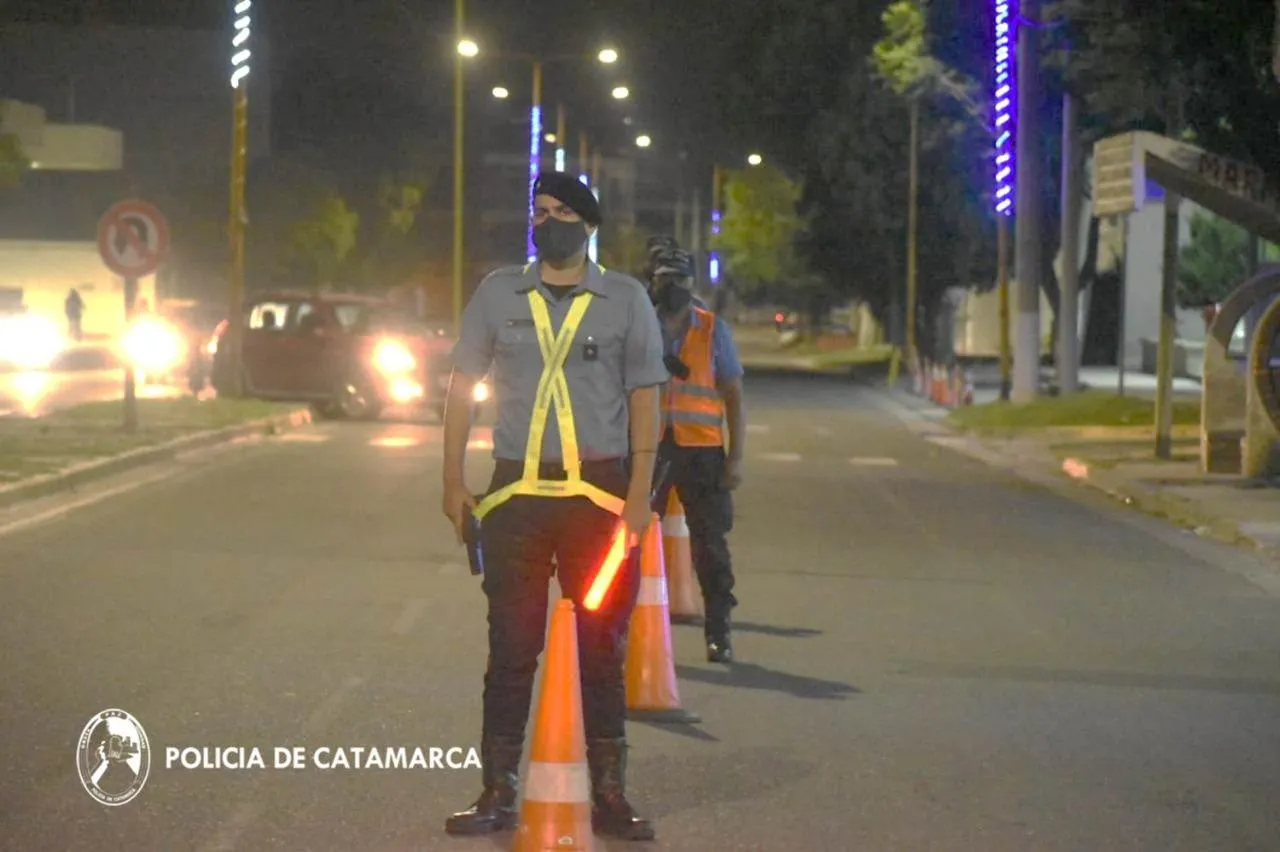 Video impactante: un ladrón asesinó de nueve botellazos a un adolescente tras robarle una sidra