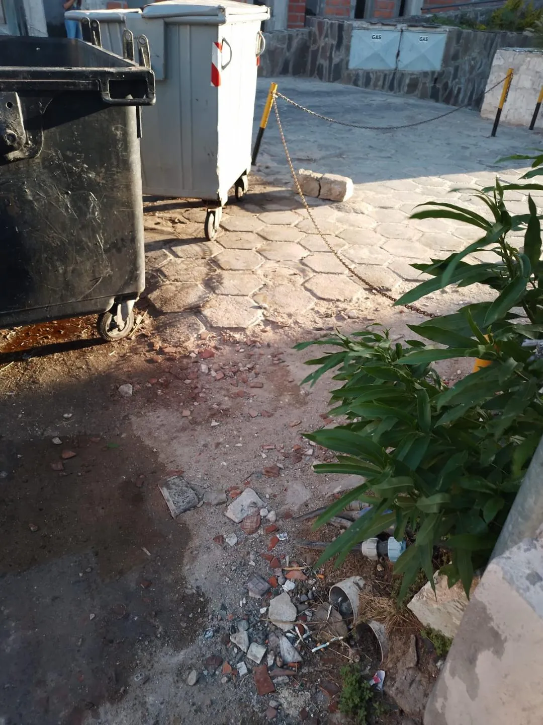 Volcó el acoplado de un camión en la intersección de RN 38 y RP 9