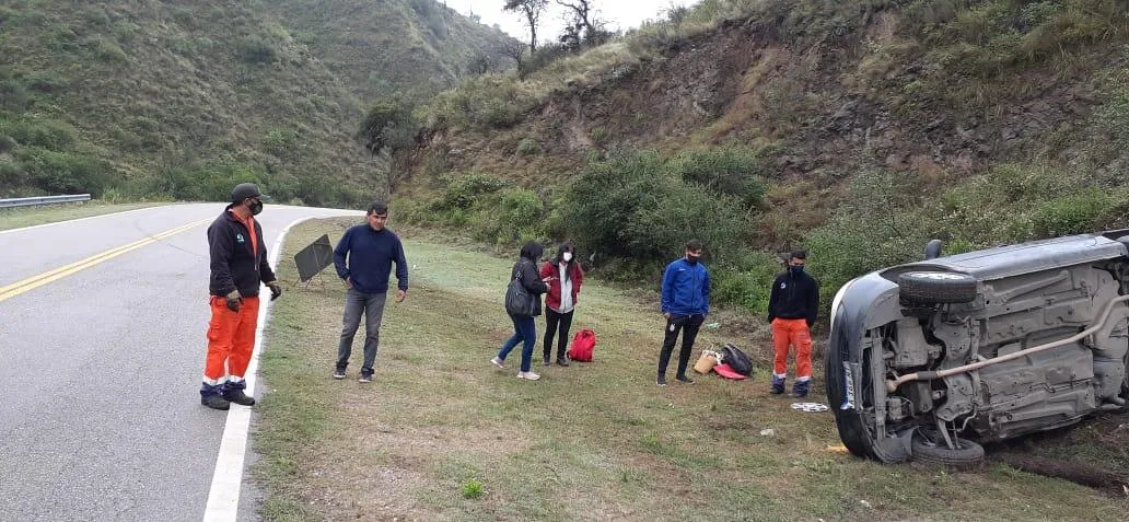 Volcó un automóvil en La Cébila