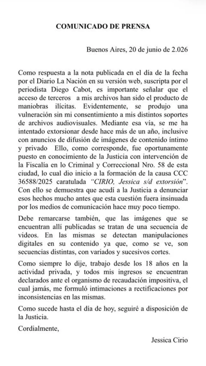 Un comunicado de prensa impreso firmado por Jessica Cirio sobre una causa judicial.