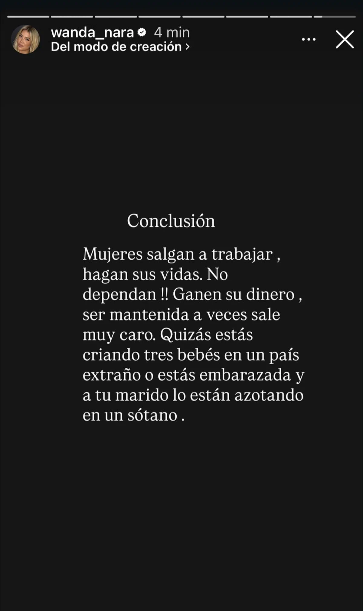 Captura de pantalla de una historia de Instagram con texto blanco centrado sobre fondo negro.