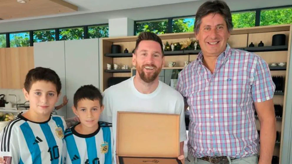 Un intendente pidió licencia para ir al Mundial con los amigos: “Lo necesito, trabajo mucho”