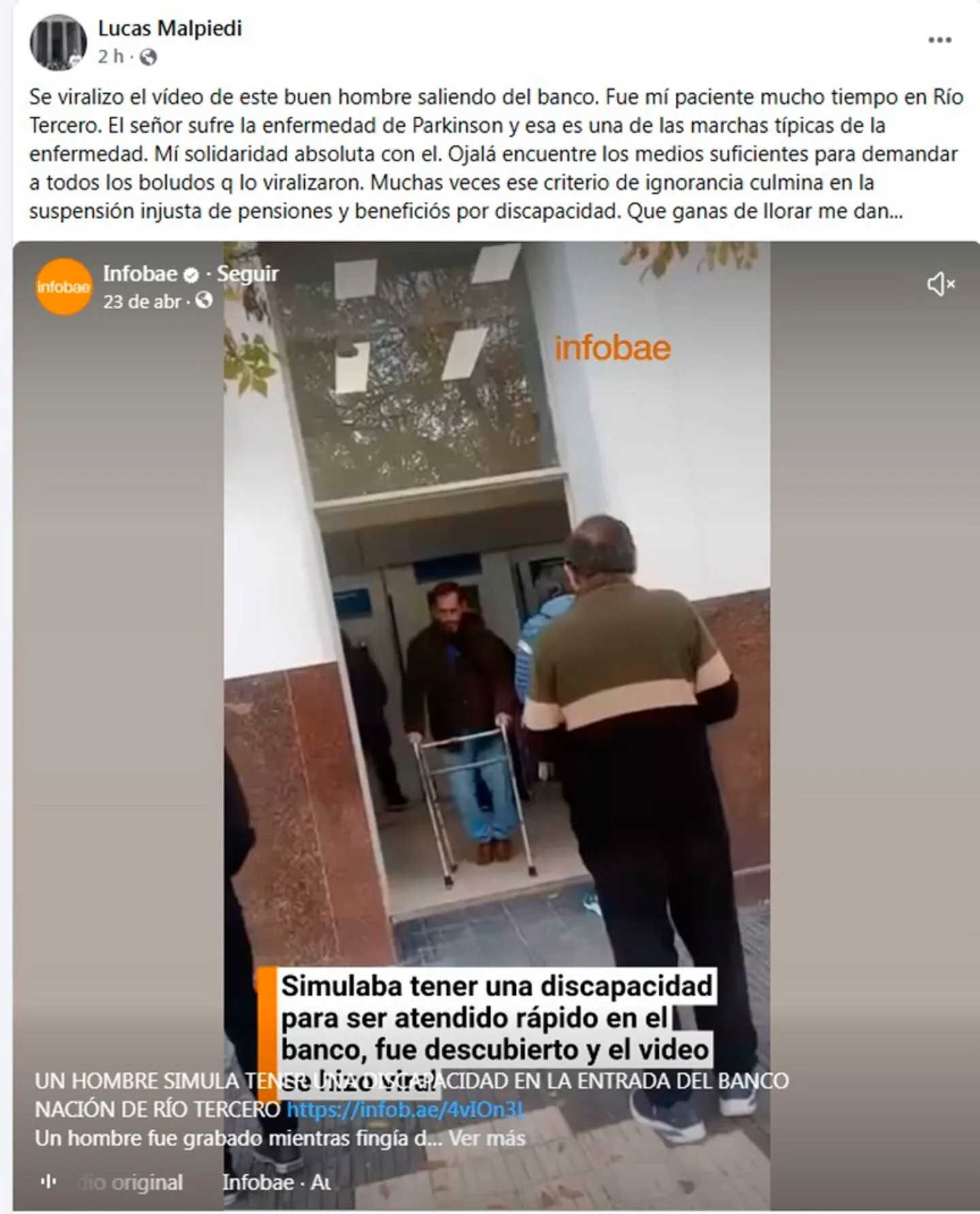 Captura de pantalla de una publicación en redes sociales sobre un hombre con andador en la puerta de un banco.