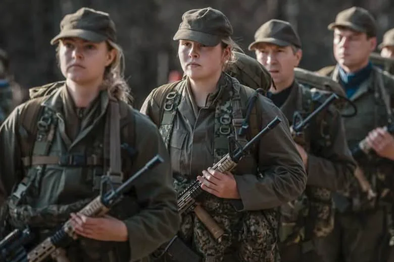 Las fotos de la princesa Amalia en pleno entrenamiento militar y la emoción de su madre, la reina Máxima