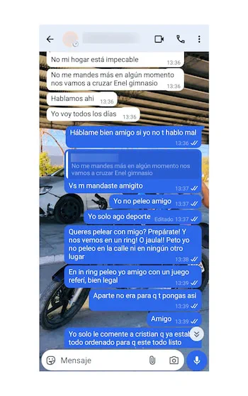 Una captura de pantalla que muestra mensajes de texto de una conversación de mensajería instantánea.