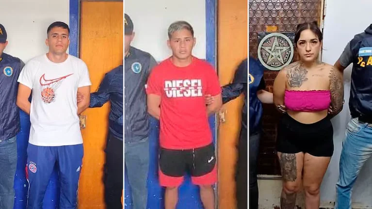 Tres personas detenidas y escoltadas por efectivos de seguridad en un montaje de tres tomas.