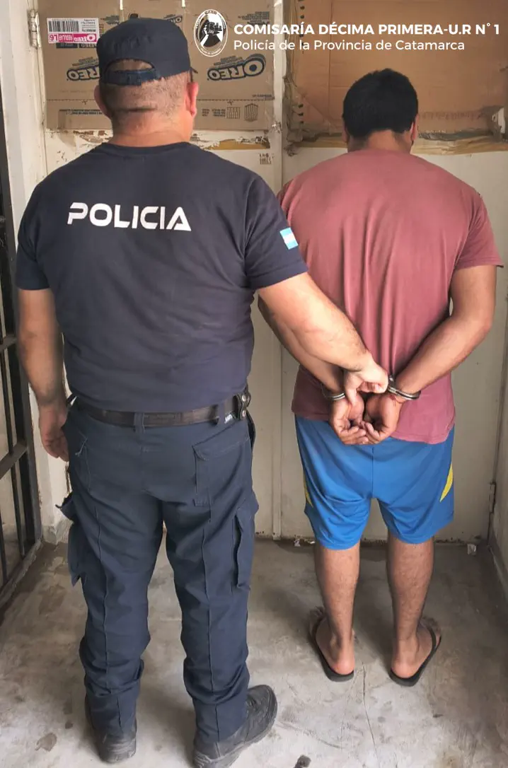 Aprehendieron a un joven por agredir a su hija de 3 años y a su hijastro