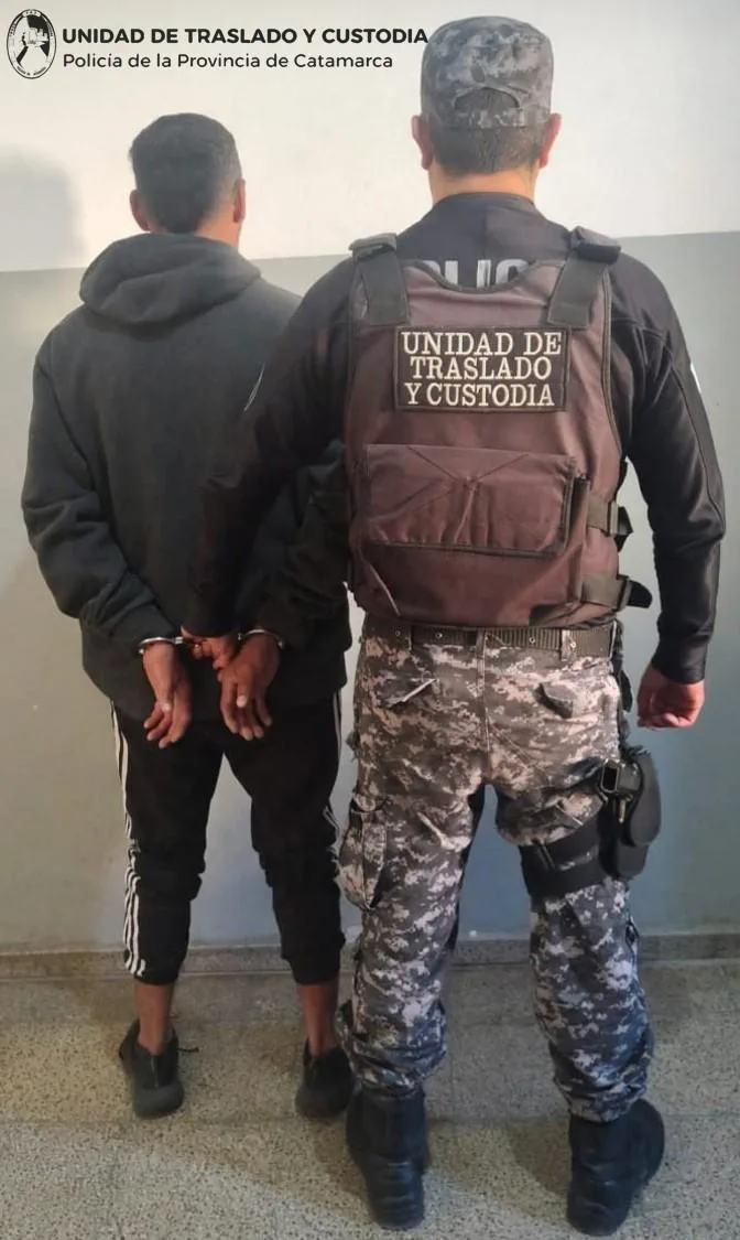 Policías trasladaron a un hombre al Servicio Penitenciario Provincial