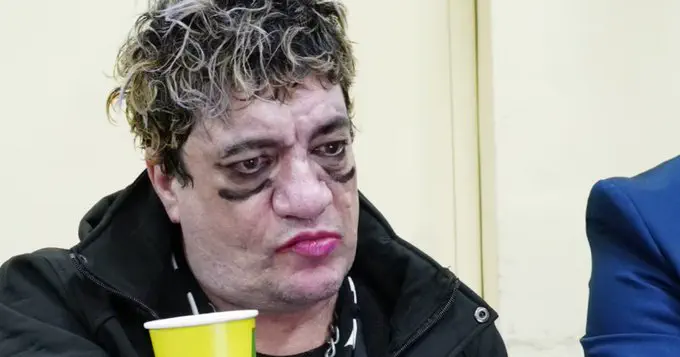 Chocó contra otro auto y se dio a la fuga