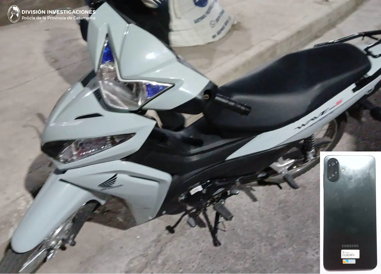 La Policía recupera un celular y una moto robados