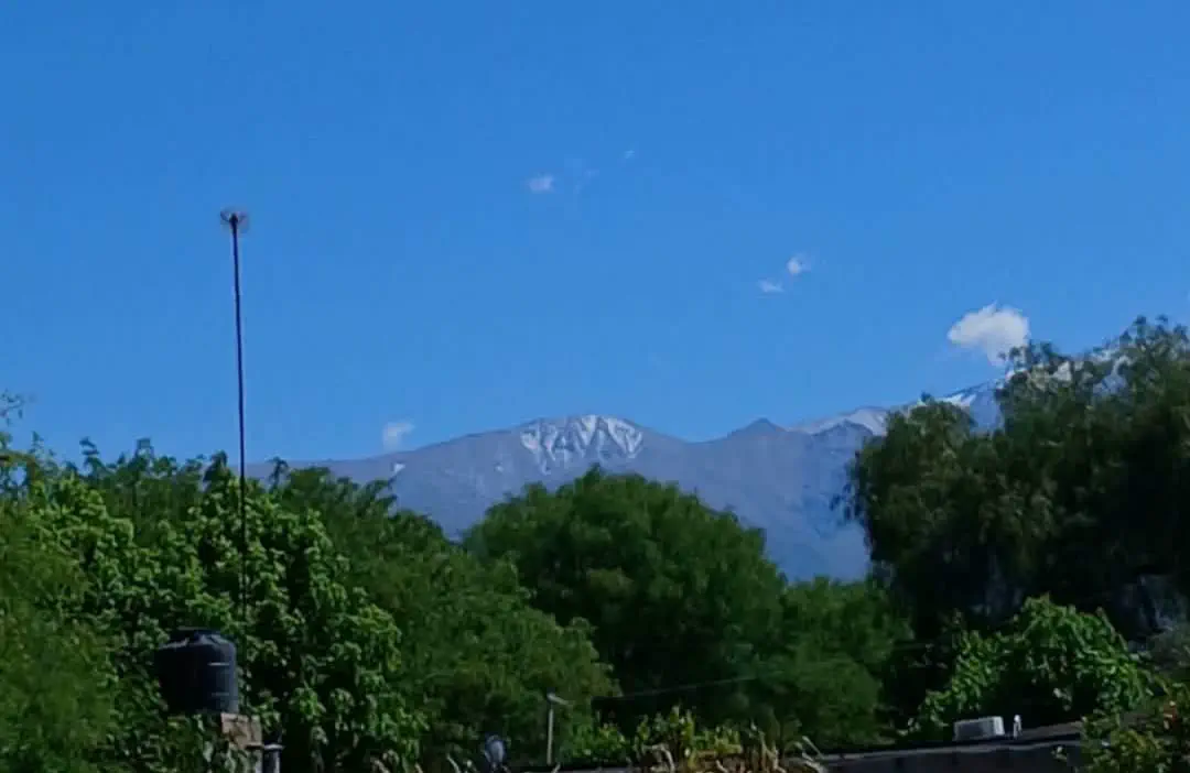 Aseguran que apareció la imagen de la Virgen del Valle en un cerro