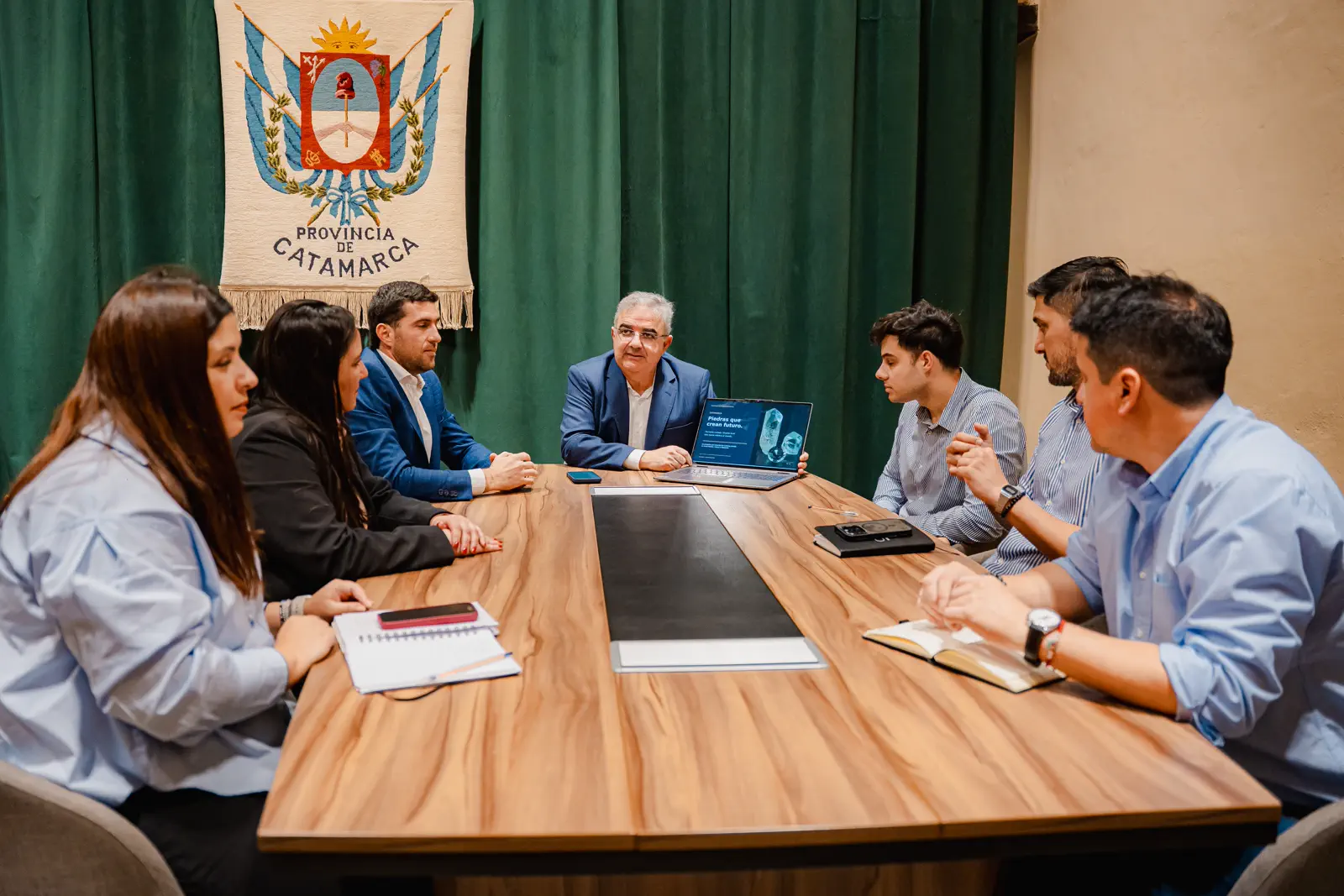 Desde el Gobierno provincial y CAMYEN se destacó la importancia de acompañar proyectos privados