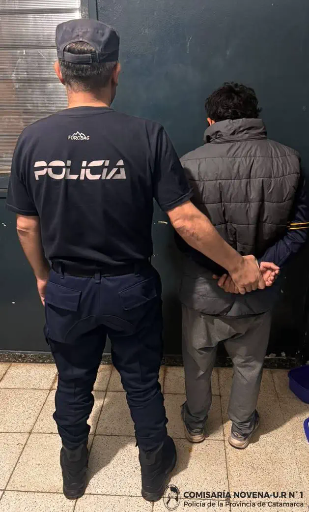 Entraron de madrugada a una casa deshabitada en el Sur capitalino y terminaron tras las rejas