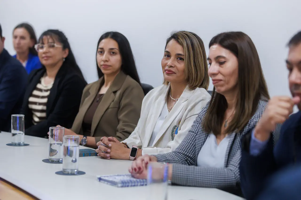 Gustavo destacó los sobresalientes resultados de las escuelas municipales en las pruebas Aprender