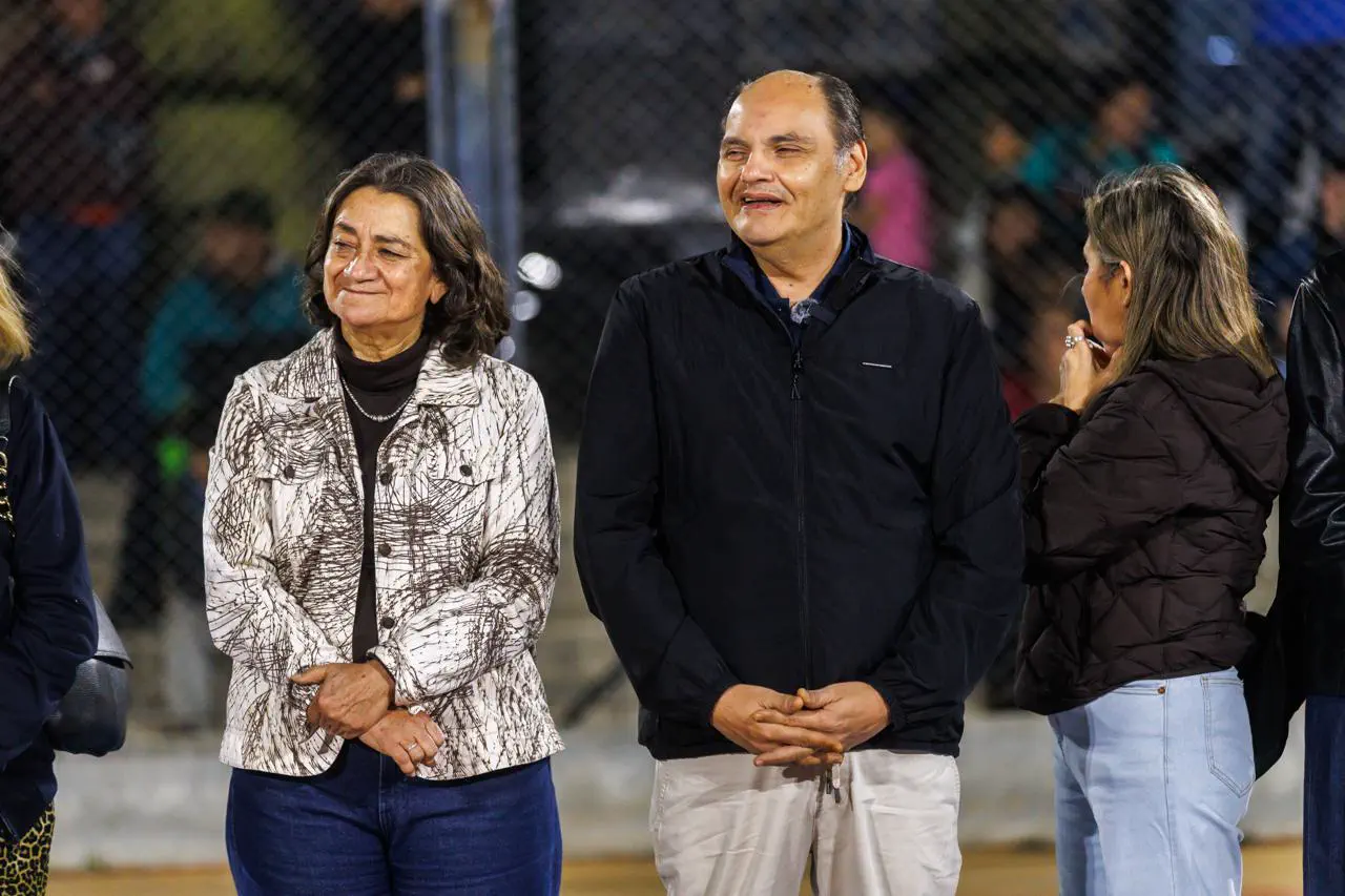 Gustavo participó del lanzamiento del torneo de fútbol infantil "Monona Castro" 1