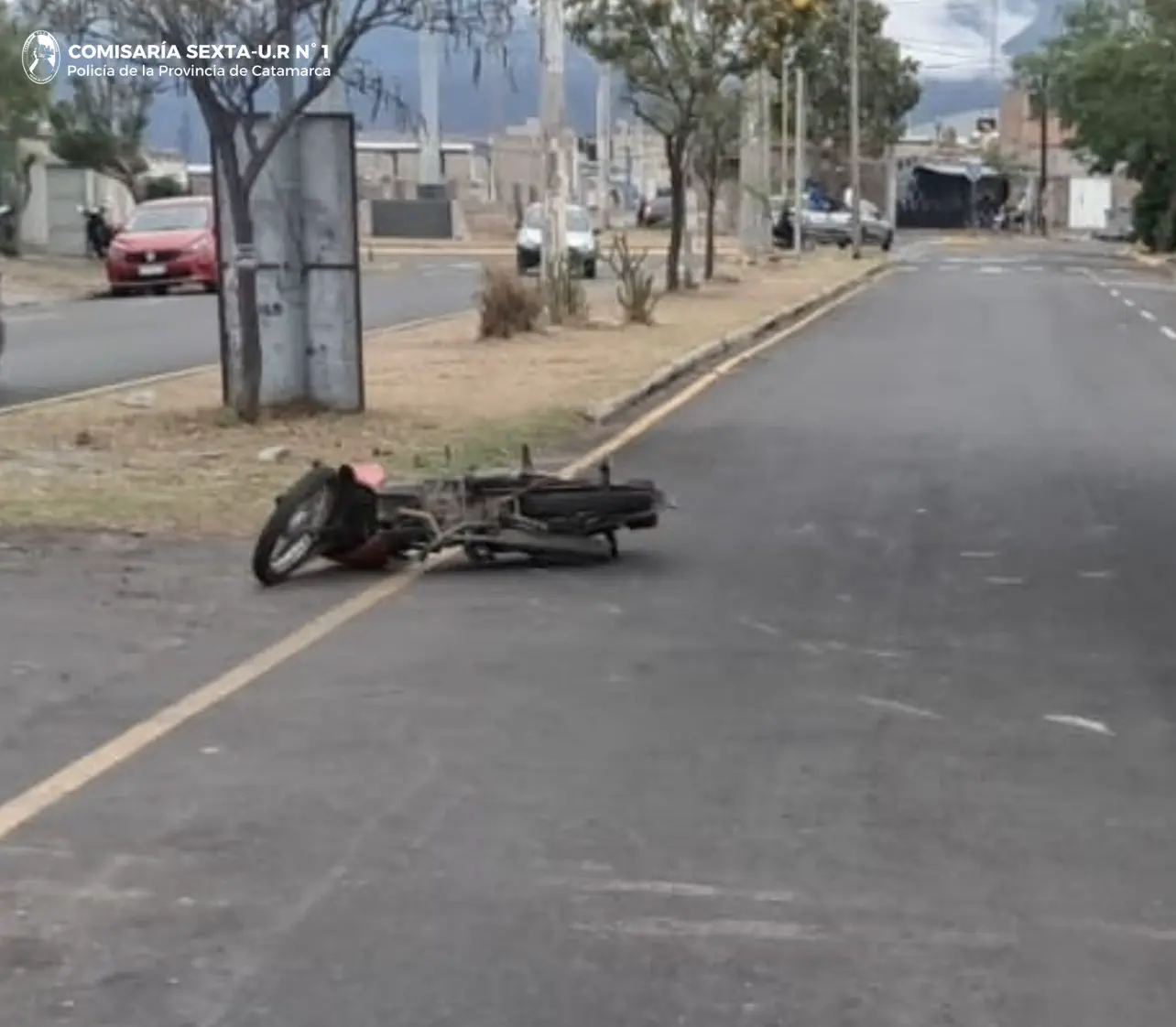 Iba en moto con una menor, perdió el control y terminaron internadas en el San Juan Bautista