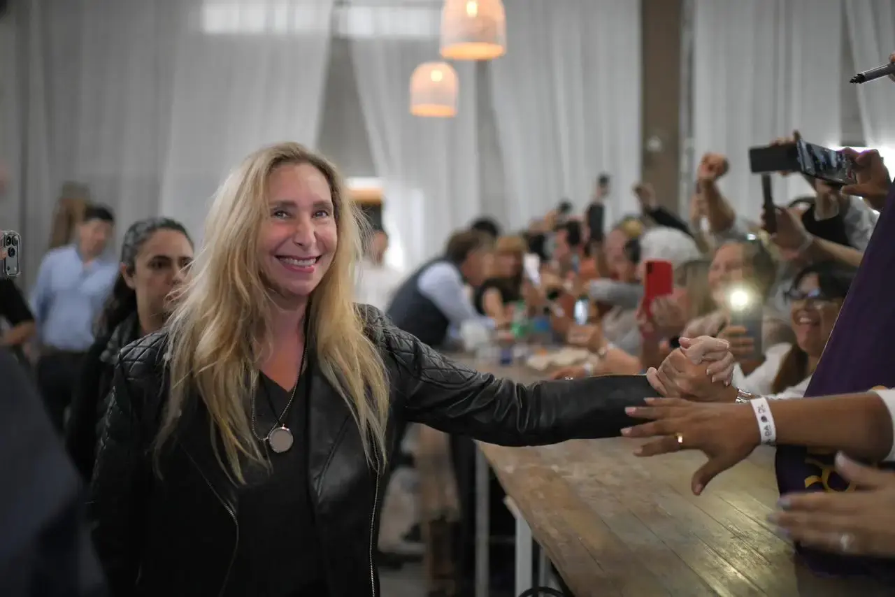 Karina Milei - Pactos de no agresión y litio en la Puna: el plan libertario con Jalil y Sáenz para blindar las reformas en el Congreso