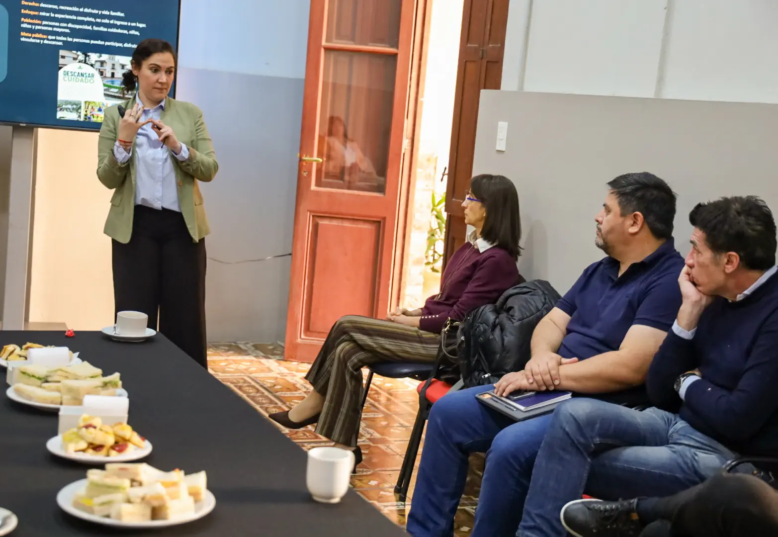 La Capital profundiza el trabajo por un turismo inteligente, accesible e inclusivo