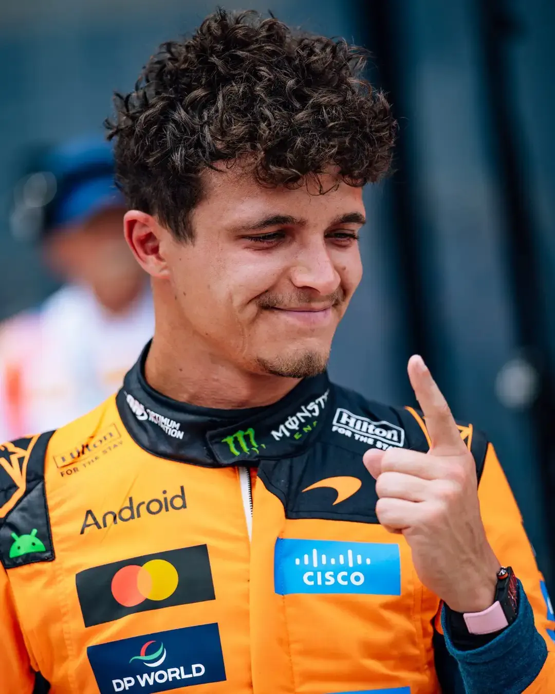 Lando Norris toma pastillas por los dolores de cabeza que le generan los baches. — @F1