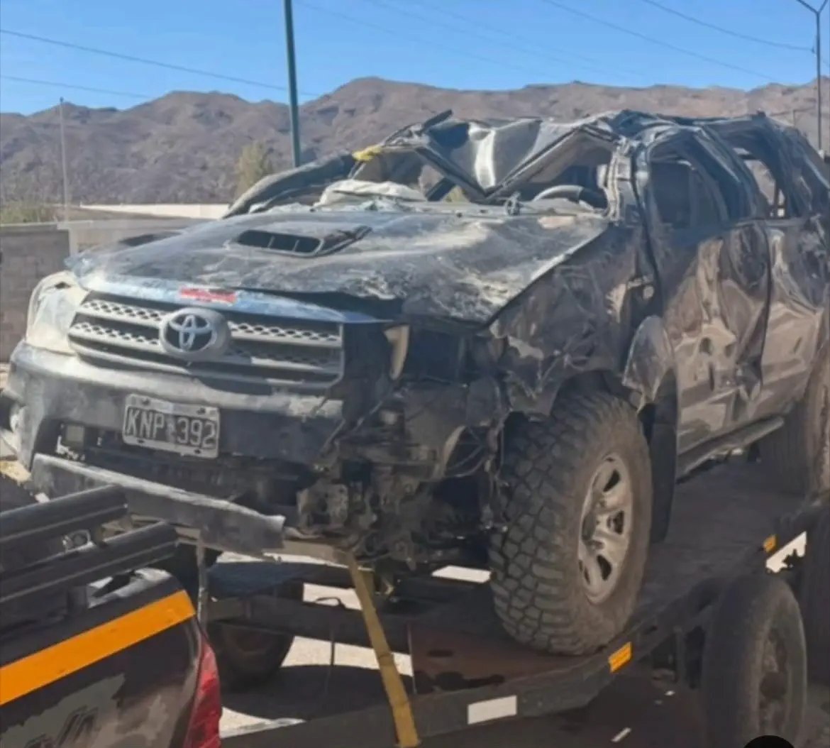 "Por milagro de la Virgen estamos con vida": volcaron dos camionetas en la cuesta