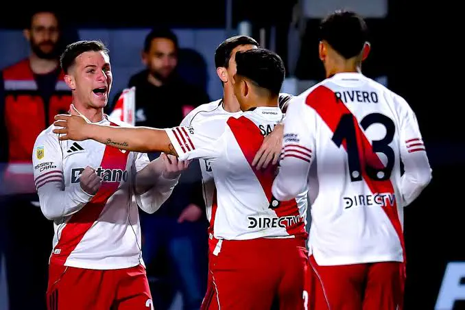 River recibe a Estudiantes de Río Cuarto en el Monumental con la obligación imperiosa de ganar y volver a zona de playoffs