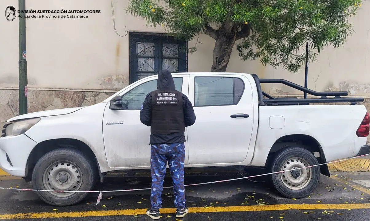 Secuestran una Toyota Hilux