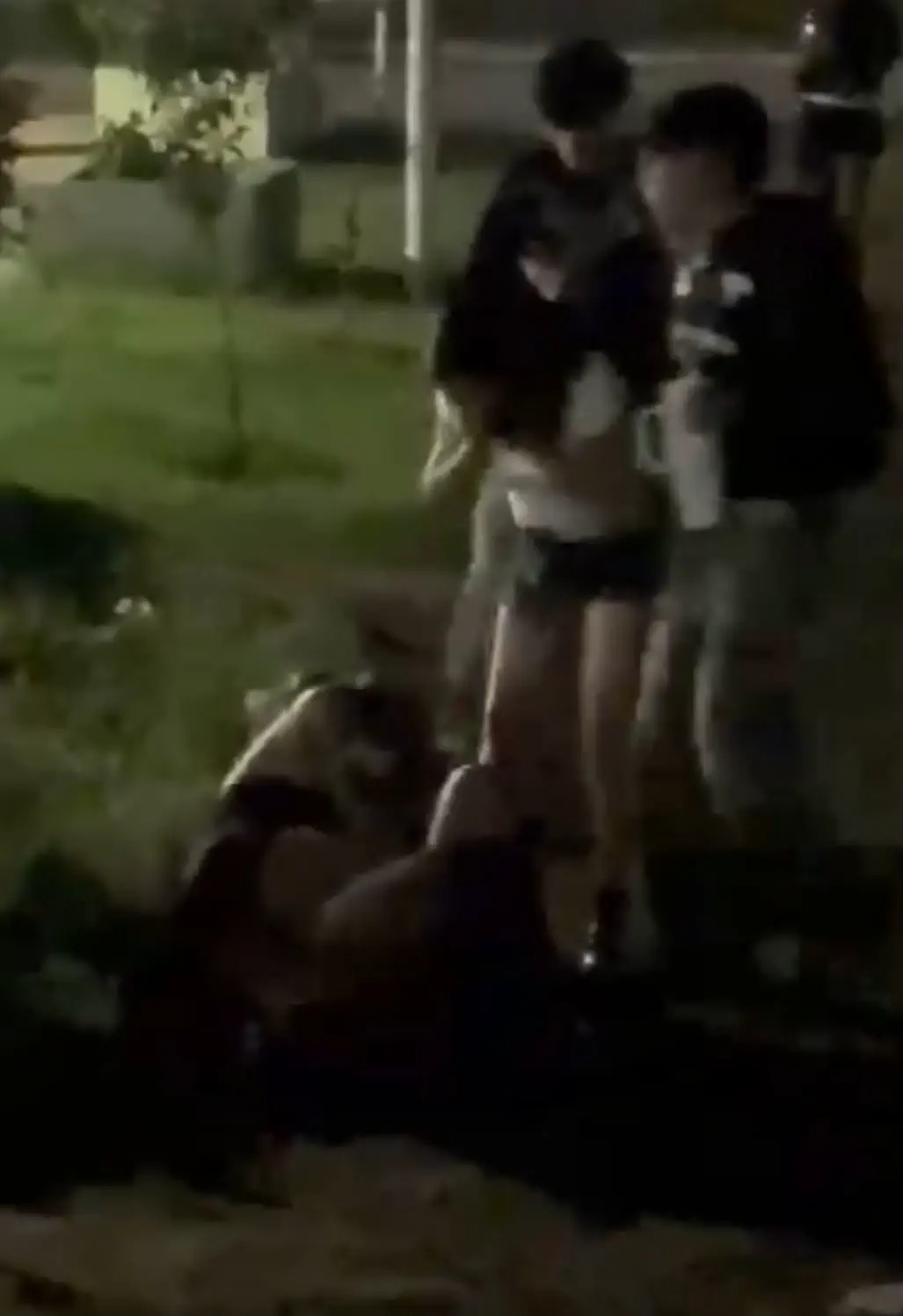 Violencia nocturna en San Pedro: Grave pelea entre adolescentes a la salida de un local bailable causa indignación 2